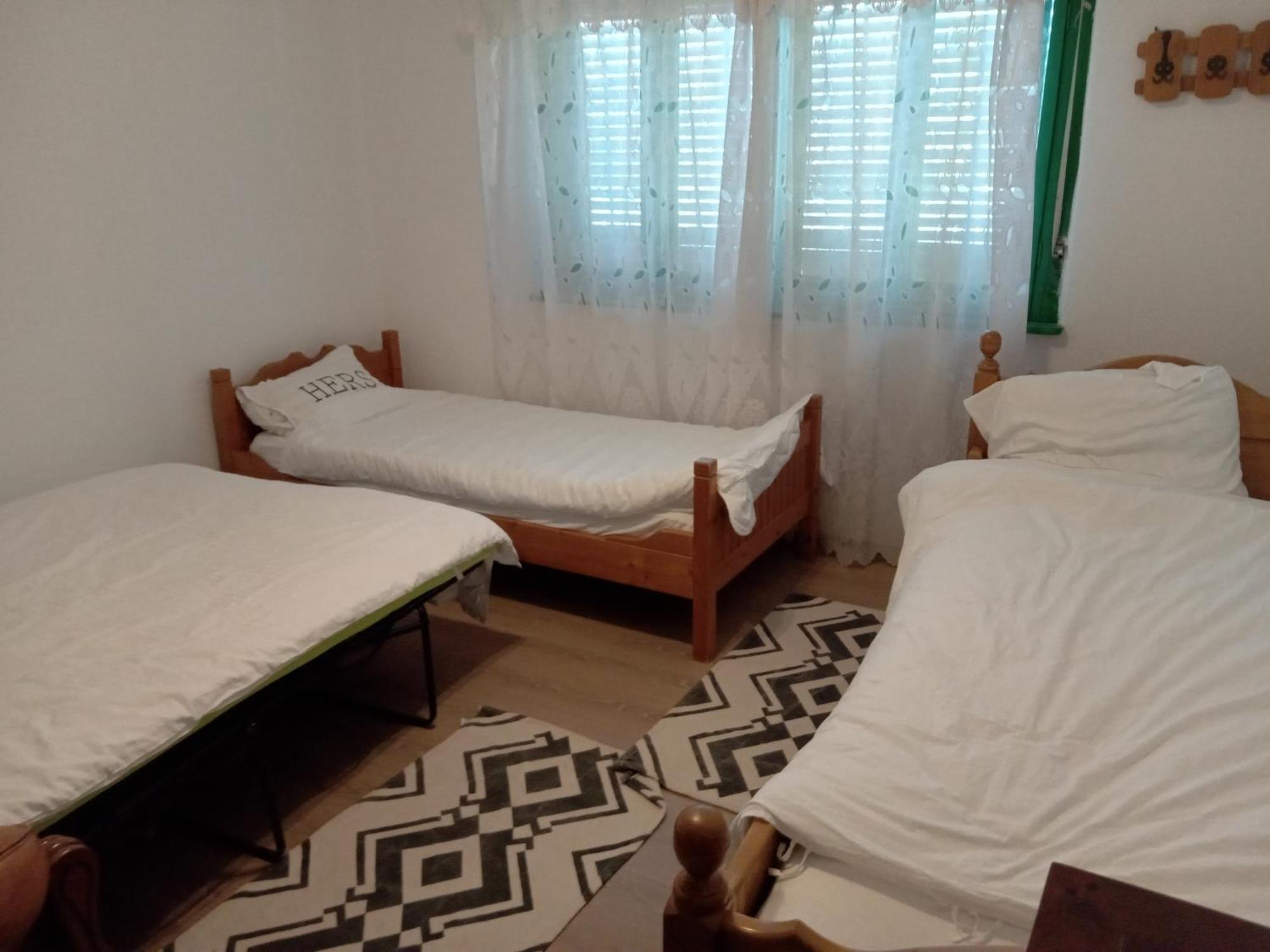 La Tataia Zahei Hotel Dragus Quarto foto